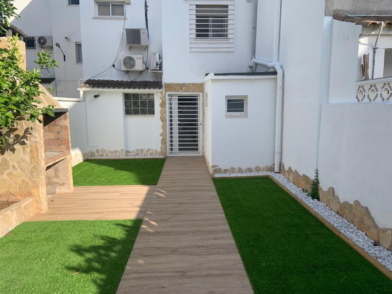 Nuevo Apartamento Moderno En Benicasim Con Terraza Y A Minutos De La Playa Benicàssim Kültér fotó