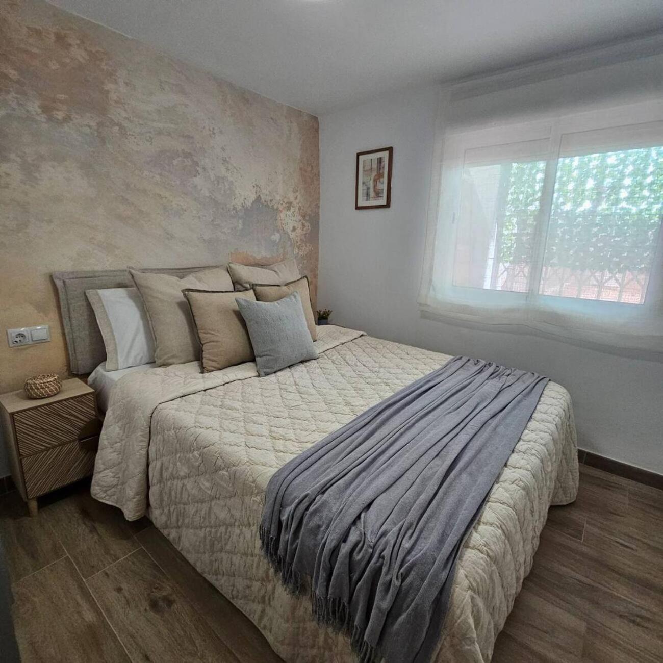 Nuevo Apartamento Moderno En Benicasim Con Terraza Y A Minutos De La Playa Benicàssim Kültér fotó