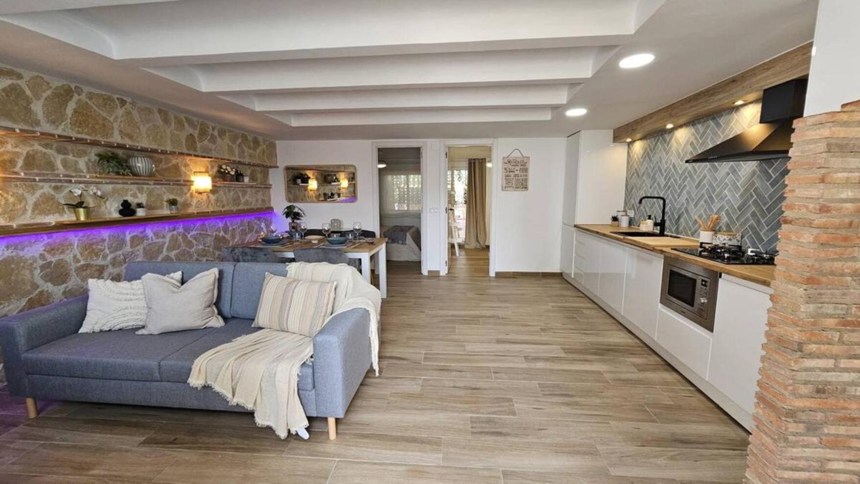 Nuevo Apartamento Moderno En Benicasim Con Terraza Y A Minutos De La Playa Benicàssim Kültér fotó