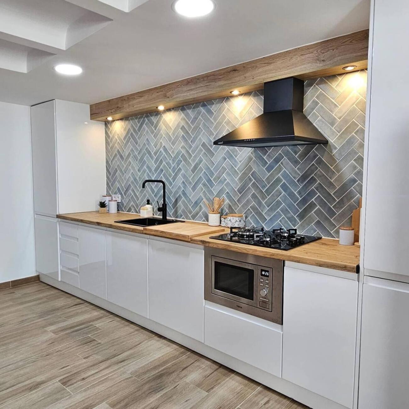 Nuevo Apartamento Moderno En Benicasim Con Terraza Y A Minutos De La Playa Benicàssim Kültér fotó